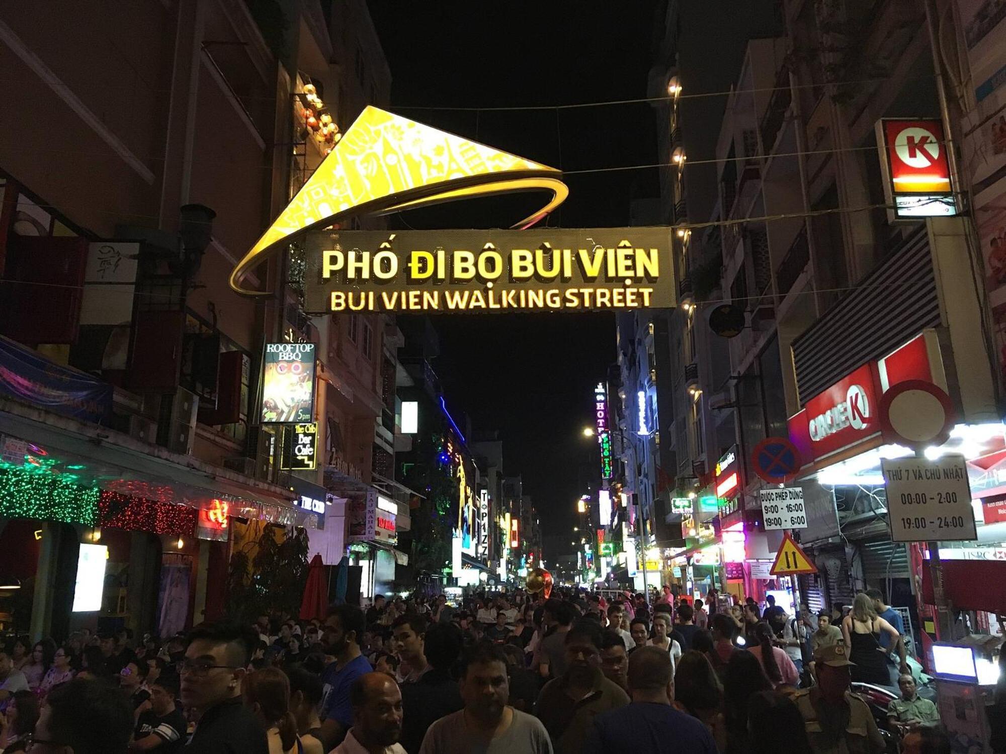 Ban Cong Luxury Tuyet Dep Trung Tam Q1-gia Uu Dai * Hô Chi Minh-Ville